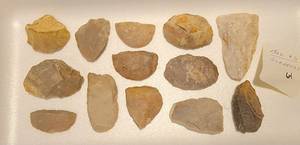 lot 62 image: Early Native American Indian Scrapers