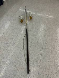lot 264 image: Vintage Floor to Ceiling Lamp