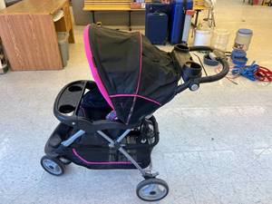 lot 271 image: Stroller