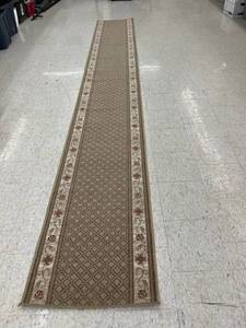 lot 274 image: 15 Long Carpet Runner
