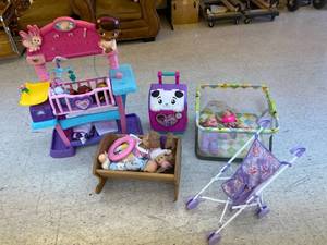 lot 278 image: Childrens Toys