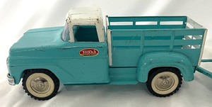 lot 15 image: Vintage Tonka Toy Truck with Stake Trailer in Teal and White Pressed Steel