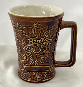 lot 89 image: Vintage Hamms Krug Klub Embossed Mug