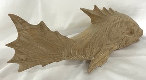 lot 121 image: Wooden Fish Decorative Fish Figurine