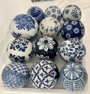 lot 47 image: 12 Blue and White Decorative Ceramic Spheres