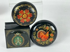 lot 124A image: Three Russian Trinket Boxes