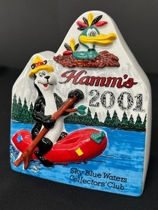 lot 72A image: Hamms Beer Bear 2001 Collectors Club Members Ceramic Plaque