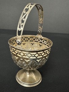 lot 21 image: Antique Sterling Silver Basket