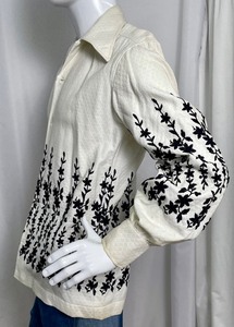 lot 189 image: Vintage Embroidered Button Up Dress Shirt