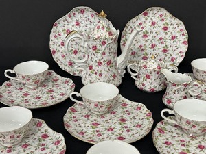 lot 193 image: Vintage Floral China Luncheon Set