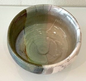 lot 224 image: Artisan Pottery Bowl