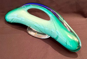 lot 37B image: Artisan Hal David Berger Glass Sculpture