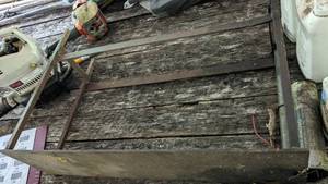 lot 193 image: Metal welding bench