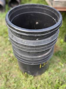 lot 133 image: Lot of 8 15 gallon Nursery Pots