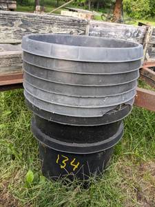 lot 134 image: Lot of 8 15 gallon Nursery Pots