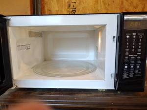 lot 214 image: Sharp Microwave oven
