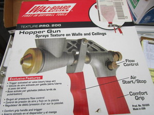 lot 107 image: New Hopper Gun