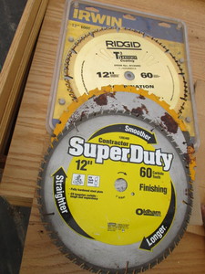 lot 137 image: Saw Blades 12