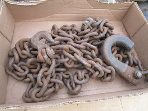 lot 142 image: Log Chain