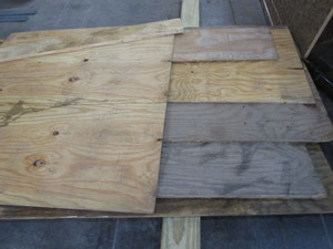 lot 146 image: Plywood Pieces