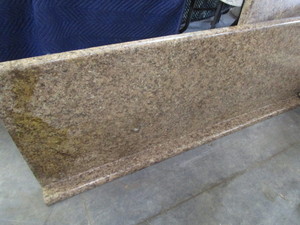 lot 43 image: Counter Tops, Island & Cabinet Top