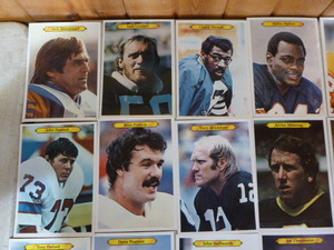 lot 38 image: 1980 Topps Super Football Card Set