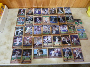lot 37 image: 1998 Topps Super Chrome Baseball Card Set
