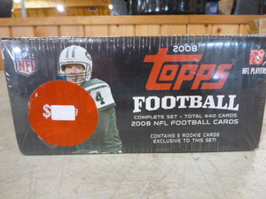 lot 44 image: 2008 Topps Football Card Factory Sealed Set