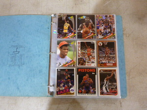 lot 49 image: 1991 Topps Archives Basketball Set in 3-Ring Binder