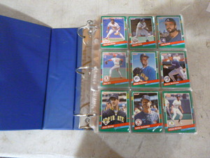 lot 50 image: 3-Ring Binder Full of 75 Pages of Baseball Cards