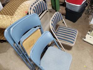 lot 170 image: Lot of 6 Folding Chairs