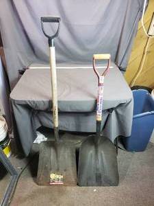 lot 5 image: Lot of 2 Shovels