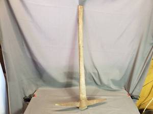 lot 7 image: Pick Axe