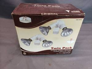 lot 20 image: Twin Pack of Motion Sensor Lights