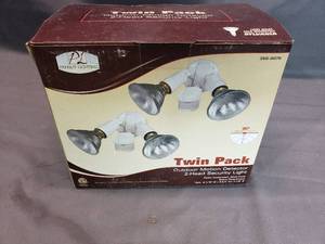 lot 19 image: Twin Pack of Motion Sensor Lights