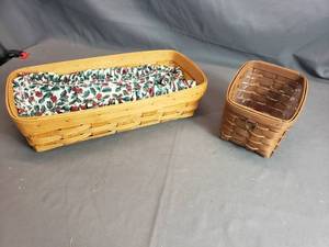 lot 105 image: Longaberger Baskets