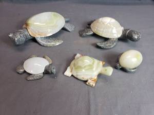 lot 106 image: Lot of 5 Stone Turtles