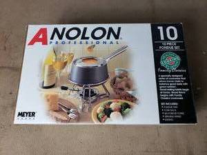 lot 126 image: New Anolon Professional 10 Piece Fondue Set