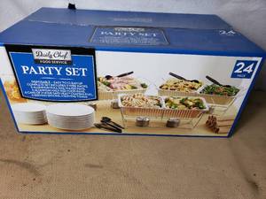 lot 127 image: New Daily Chef 24 Piece Party Set