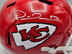lot 26 image: Patrick Mahomes Signed Kansas City Chiefs Full-Sized Speed Helmet Beckett Authenticated