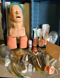 lot 1 image: WOW MSRP $4000 Laerdal Deluxe Airway Management Demonstration Model Manikin&nbspEMT Trainer System WExtras & Hard Sided Case - For practicing a variety of intubation, ventilation & suction techniques - See Pictures For All That Is Included