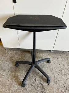 lot 27 image: VP Elite Audio Mobile Video Support Table Laptop Desk