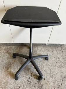 lot 28 image: VP Elite Audio Mobile Video Support Table Laptop Desk