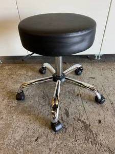 lot 42 image: Norstar&nbspChrome Stool With 6 Pneumatic Gas Lift, Chrome Base, & Upholstered Seat In Durable Caressoft Vinyl - Excellent Condition