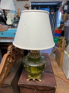 lot 47 image: Mid Century Table Lamp