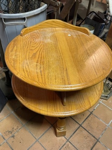 lot 87 image: Round End Table