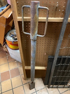 lot 89 image: Slide Hammer Chisel