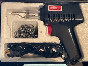 lot 138 image: Soldering Gun Kit