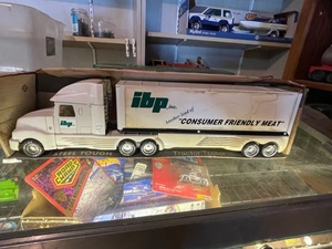 lot 168 image: Nylint ibp Toy Semi Tractor Trailer