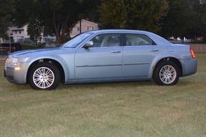 2008 Chrysler 300 LX Only 81,000 MILES
